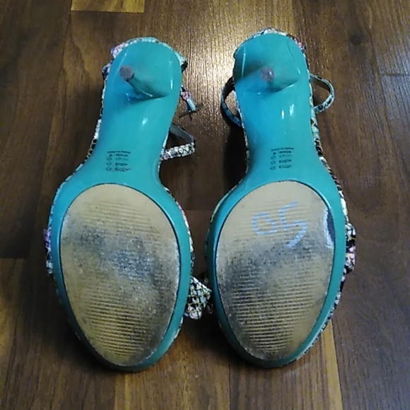 Rainbow leopard high heels - Picture 4 of 4